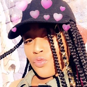 Meet your Posher, Mari